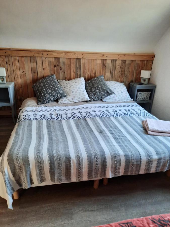 Bed and Breakfast Ellias Pont-lʼAbbé Esterno foto