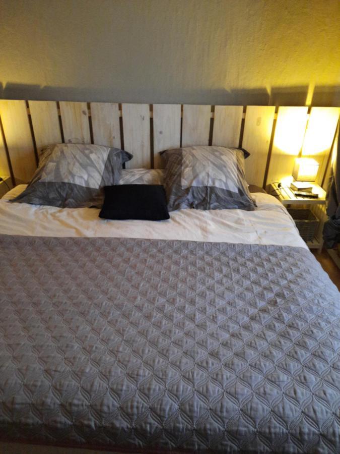 Bed and Breakfast Ellias Pont-lʼAbbé Esterno foto
